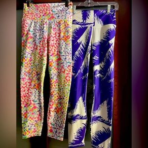 Selling both leggings same size Small